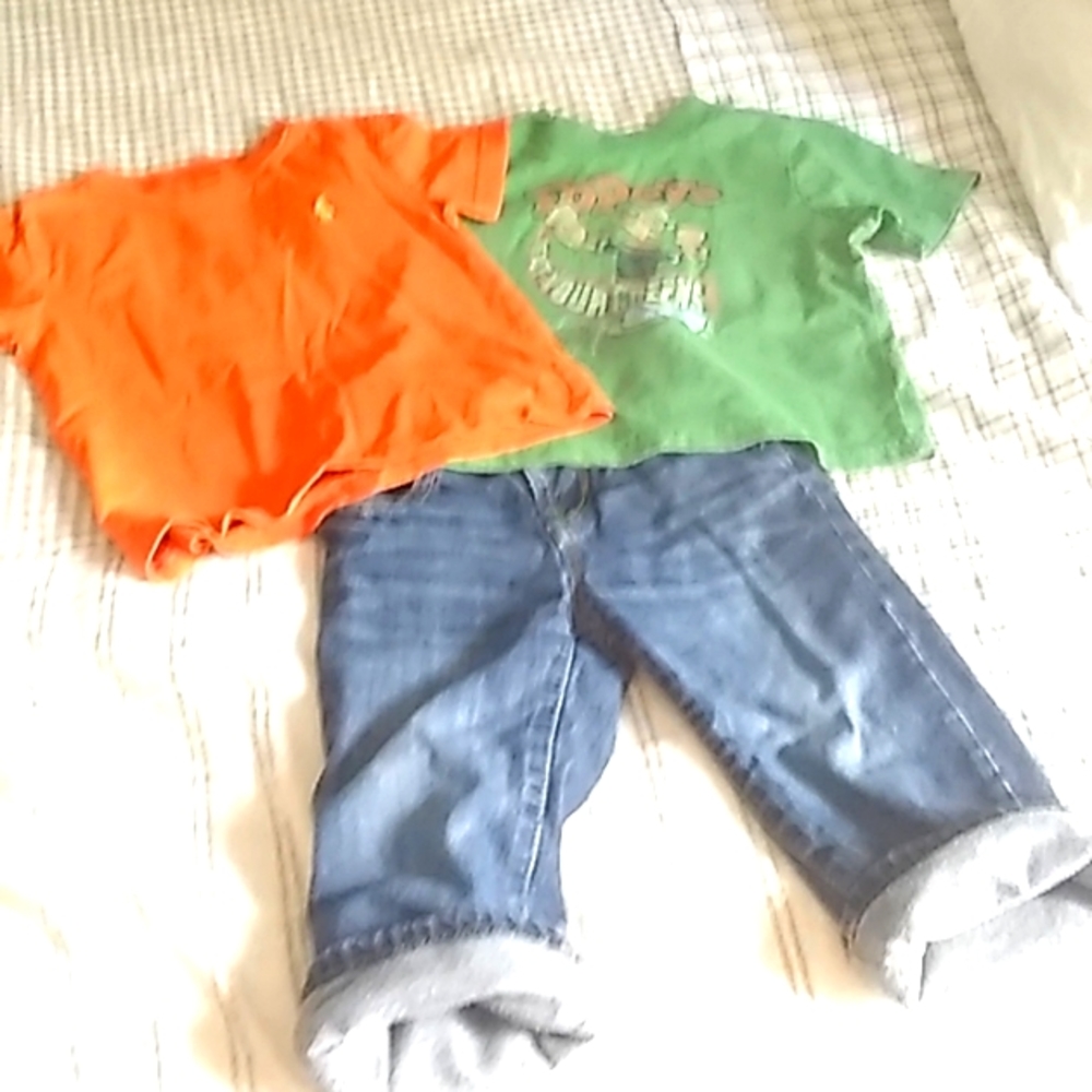 2tshirts one jeans